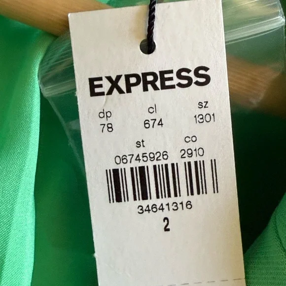 Express Vibrant Green Blouse - Picture 2 of 3